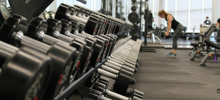 Person trying to prep for your first outdoor bootcamp in Dubai