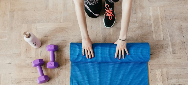 Workout at home with minimum equipment.